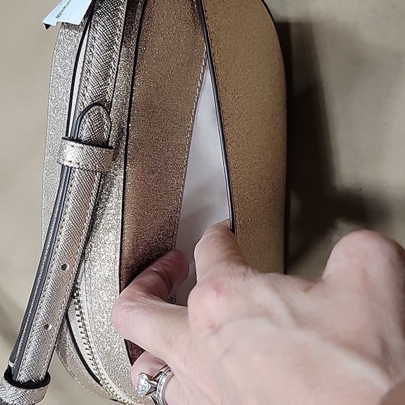 kate spade Glimmer Oval Camera Bag, Gold with Glitter, Crossbody, NEW with Tag - Picture 14 of 15